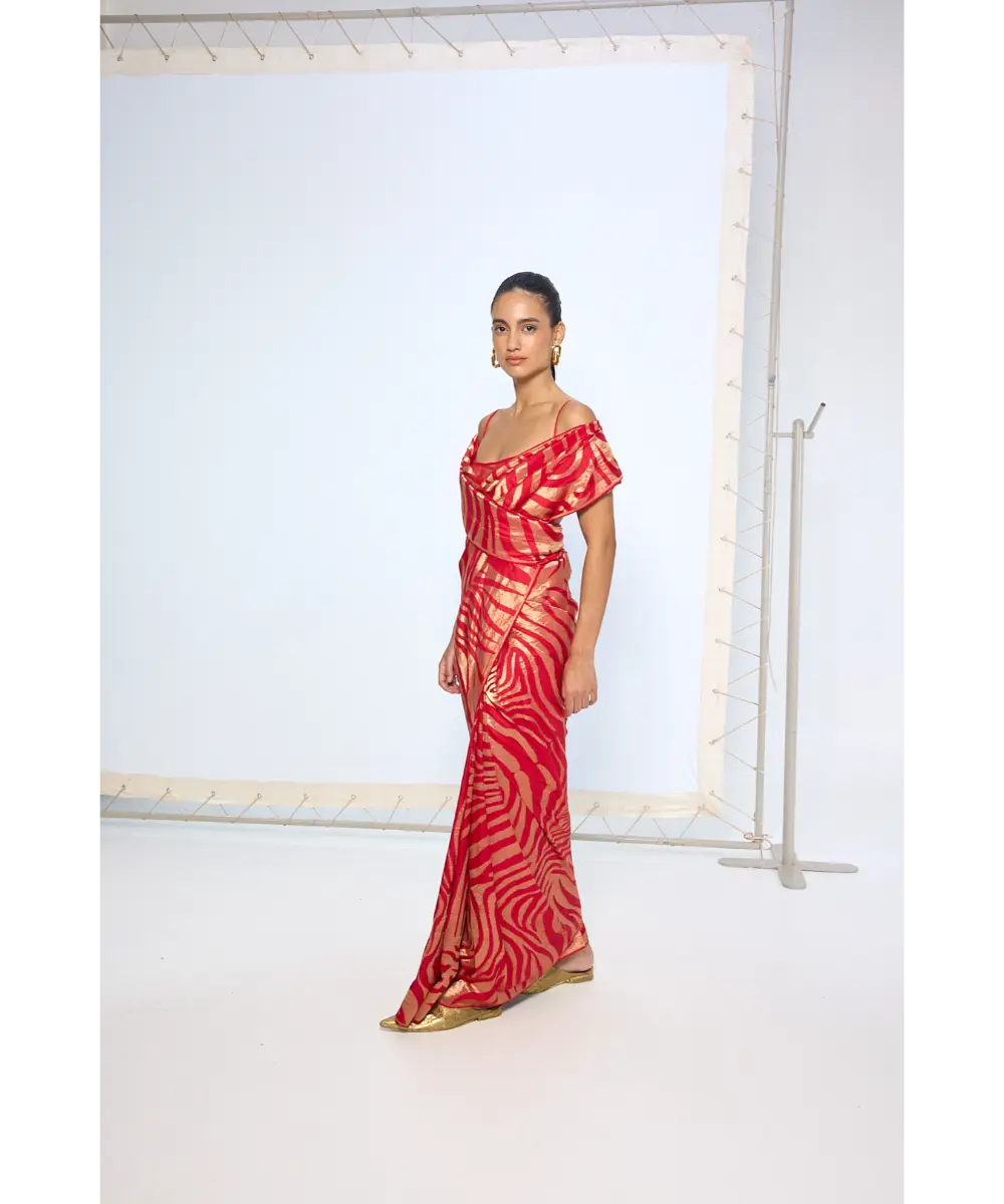 EKAYA BANARAS - Handwoven Classic Red Silk Saree 